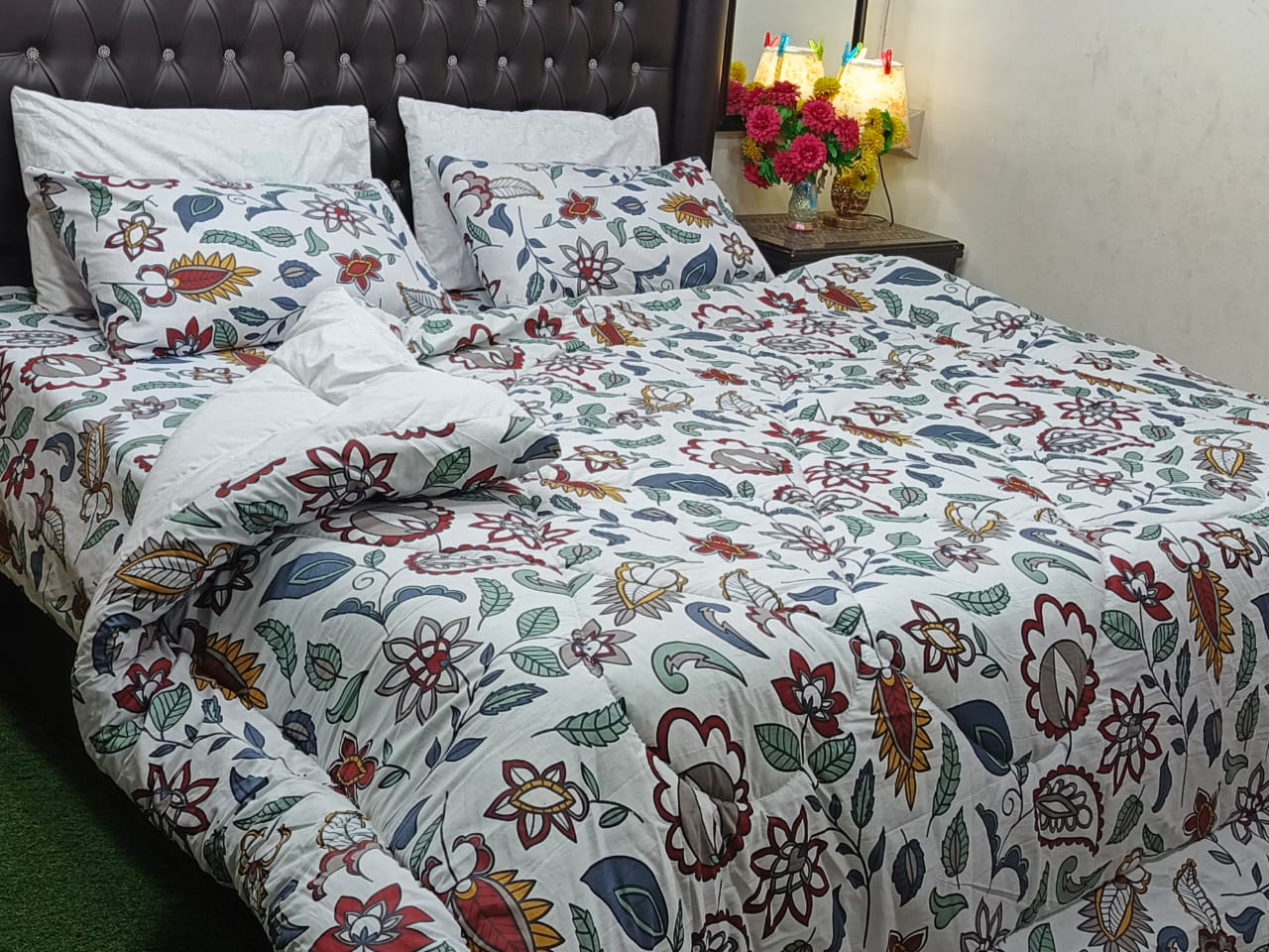 (Folk Art Floral) 6-Piece Vickey Razai (Comforter) Set - 100% Pure Cotton Folk-Art Floral Print with 4 Pillow Covers.