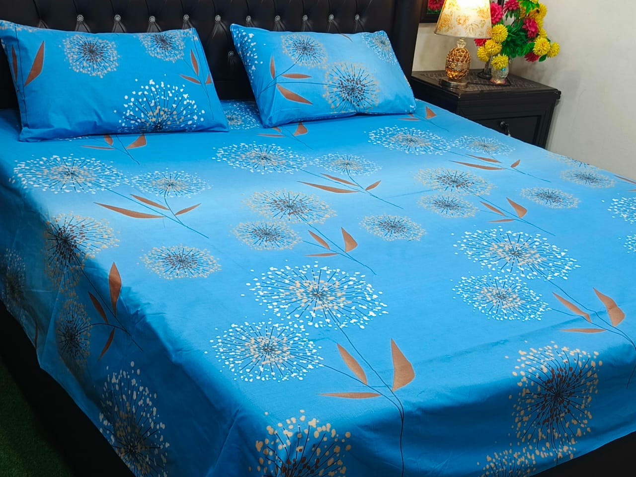 3 piece set of bedsheet...