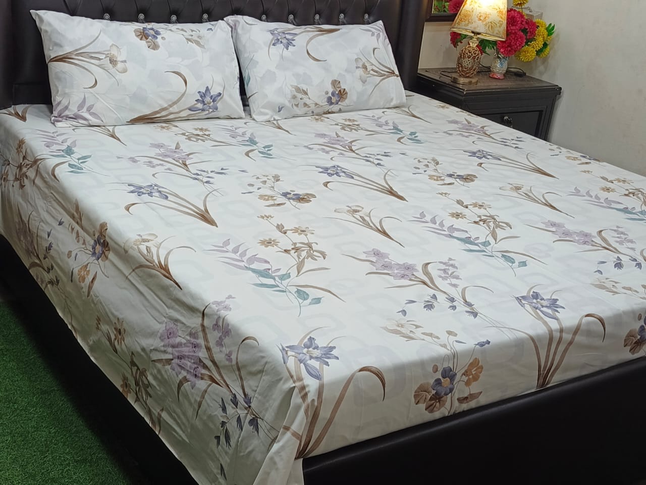 Soft Muted Floral Branch Print Double Bed Sheet Set with 2 Pillow Covers - Elegant Bedsheets.