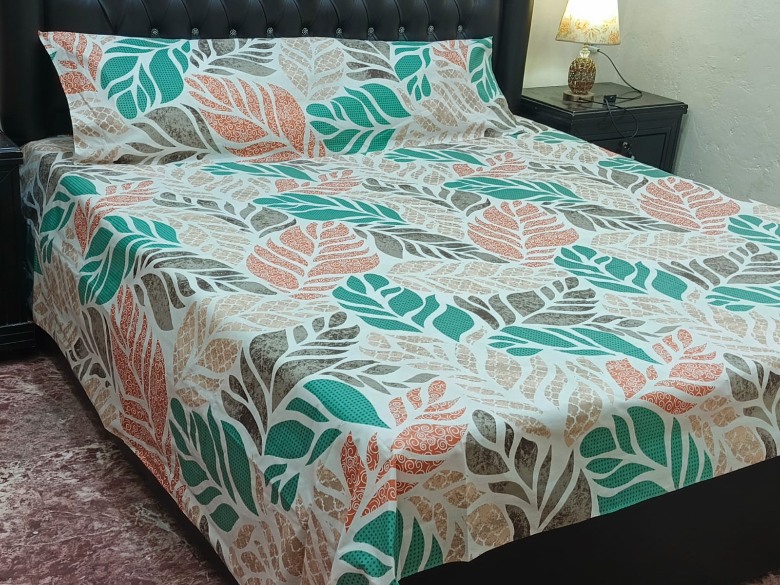 Premium Export Quality Soft Cotton Double Bed Sheet Set - Earthtone Vine Print with 2 Pillow Covers.
